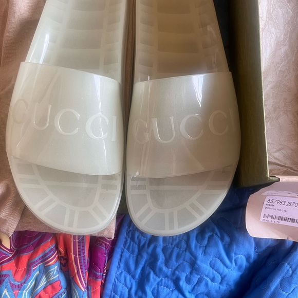 Gucci Beige Dust Bags - Picture 1 of 4